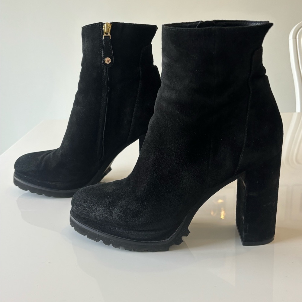 Black Suede Block Heel Ankle Boots with Side Zip